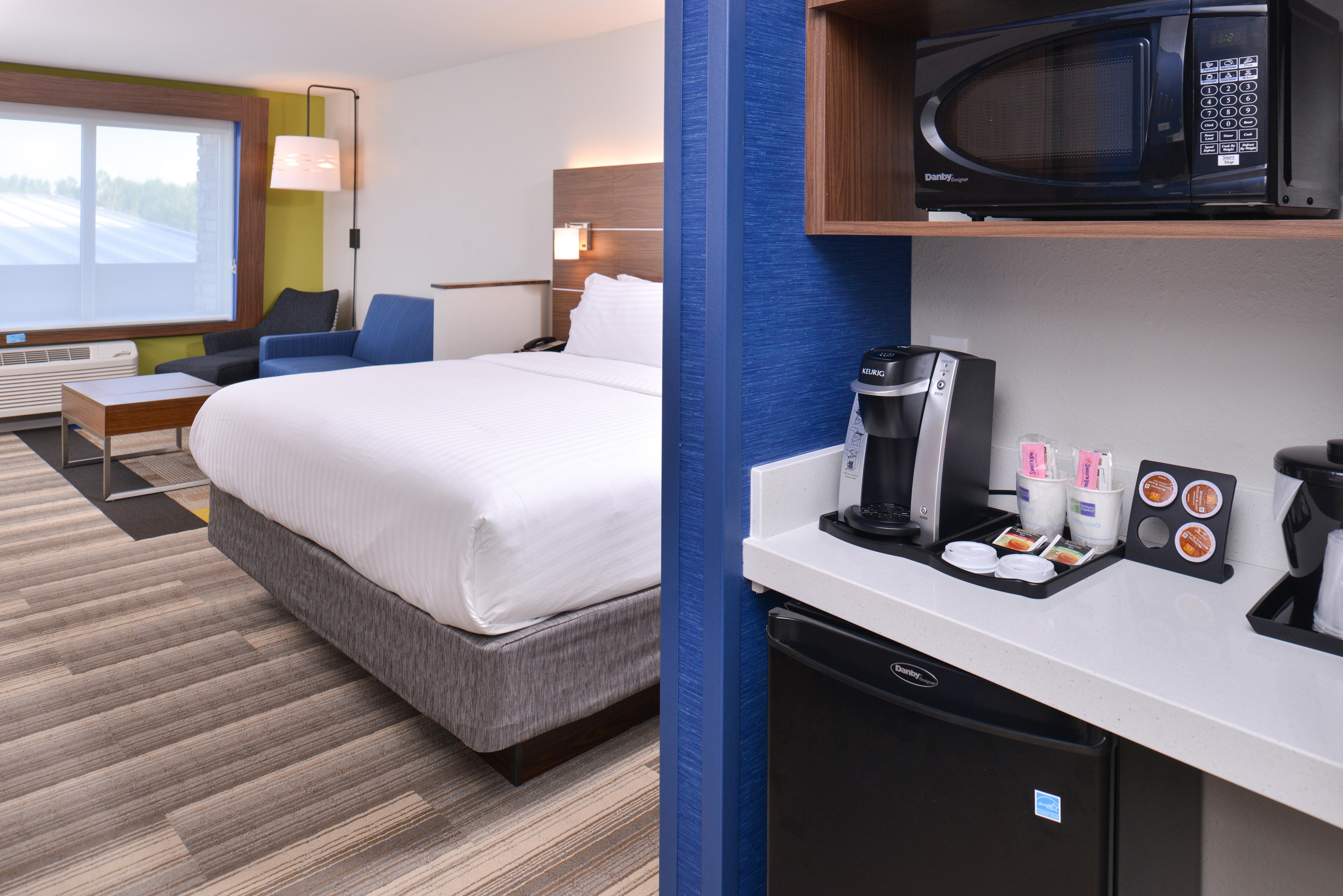 Holiday Inn Express & Suites Omaha Airport By Ihg Carter Lake Eksteriør billede