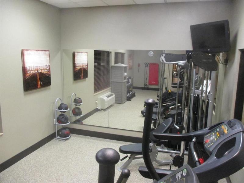 Holiday Inn Express & Suites Omaha Airport By Ihg Carter Lake Eksteriør billede
